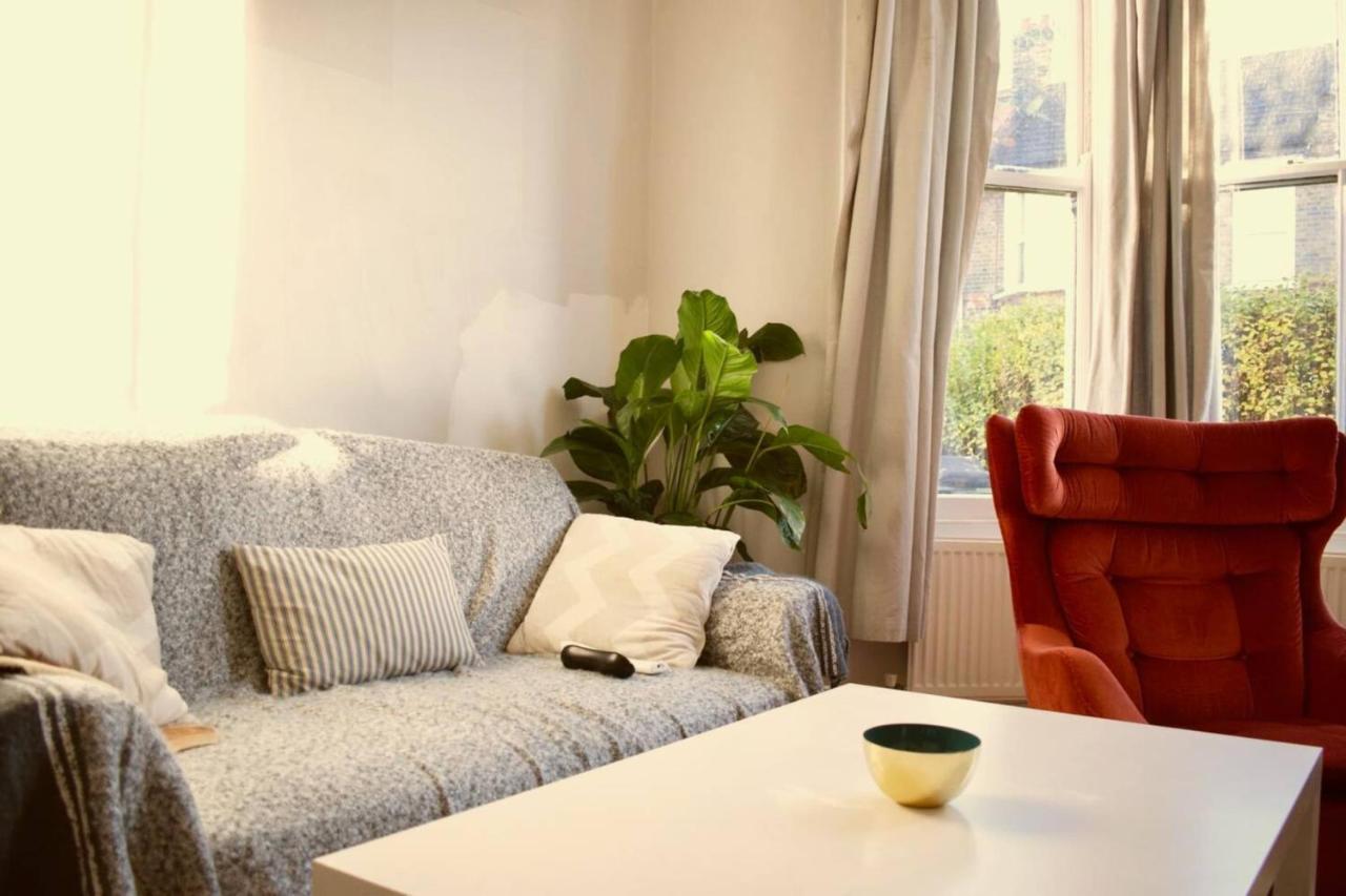Rustic Garden House In The Heart Of East London
